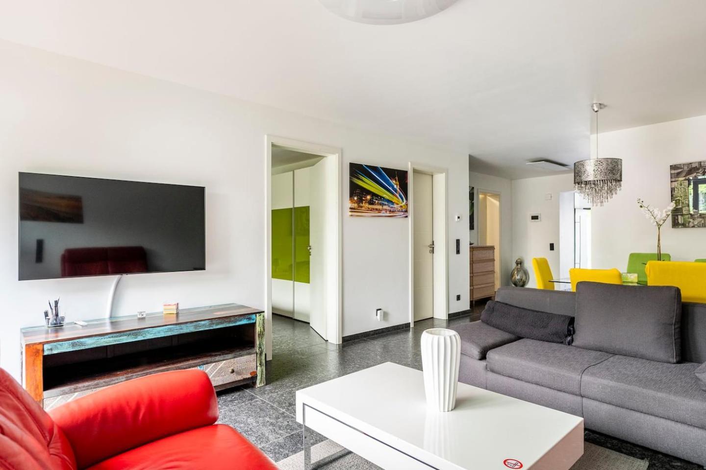 Wunderschöne Terrassenwohnung mit Blick ins Grüne! Meerbusch Exterior foto